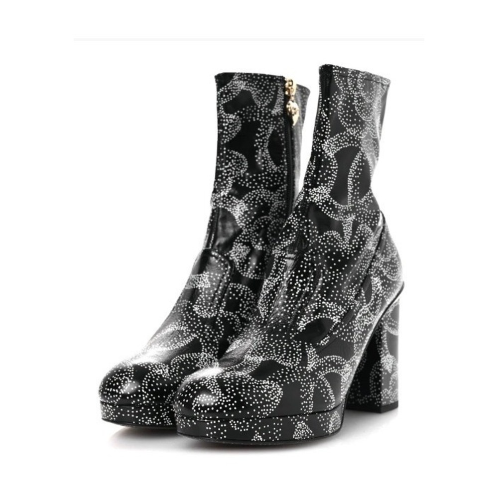 Chanel 2023 Camellia Print Calfskin Platform Ankle Boots Black White 37